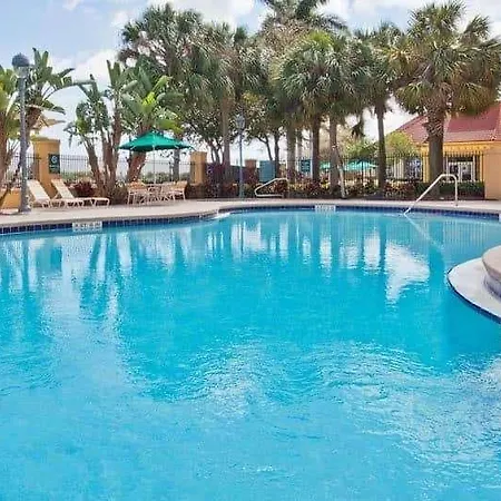 La Quinta By Wyndham Ft. Lauderdale Airport 